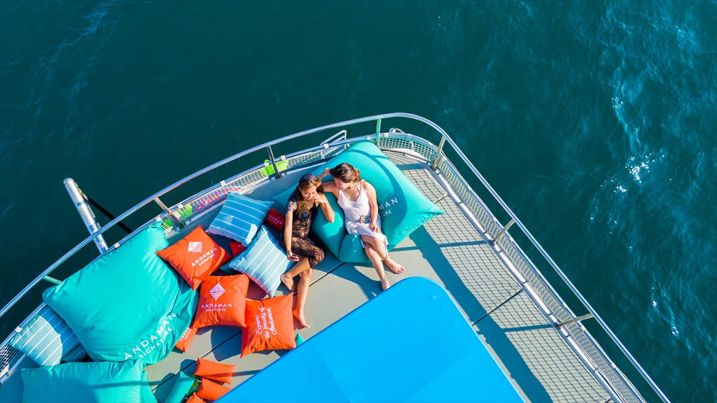 Coral Banana パワーカタマラン