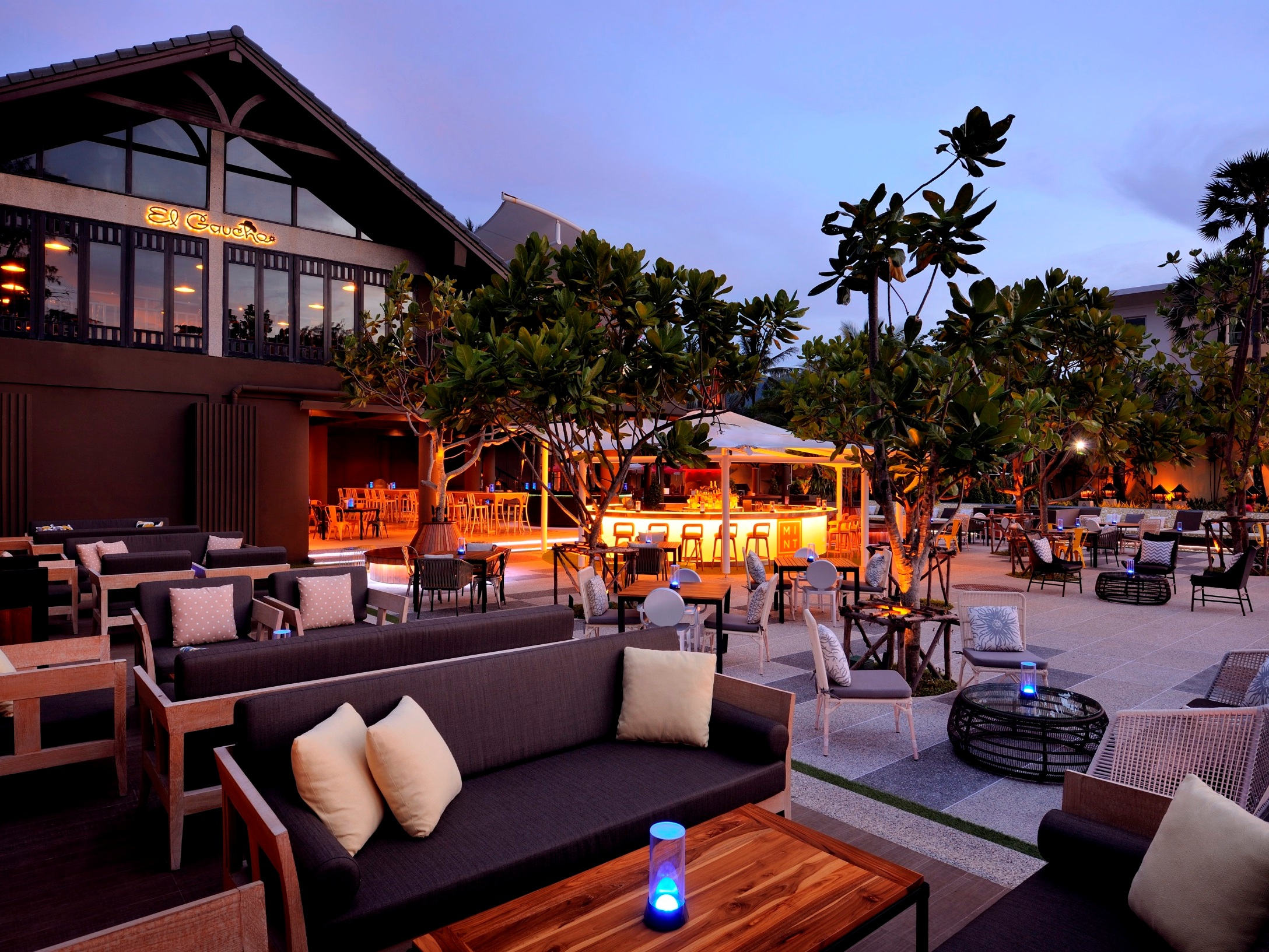 Movenpic Resort & Spa Karon Beach Phuket/ モーベンピックリゾート＆スパ カロンビーチ