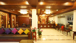 ラヤブリ ホテル パトン