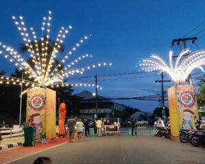 Children & Old eaged Fair / プーケット島・Sri Phuwanat Parkのナイトマーケット