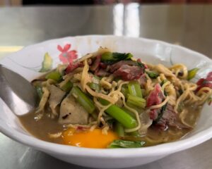 福建麺・ミー ゴラーン(Mee Ko Lan/หมี่โกล้าน) / プーケットタウンのレストラン