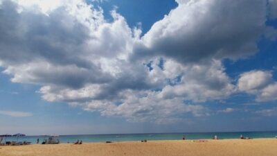 プーケット島・ カロンビーチ ・最近の風景