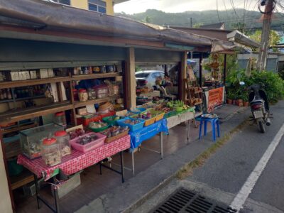 最近のプーケット島・パトンビーチ・Pisitkoraneee Rdの風景