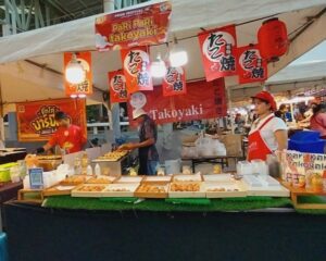 Food Festival 18 (3月3日まで)/ プーケット島・Sri Phuwanat Parkのナイトマーケット